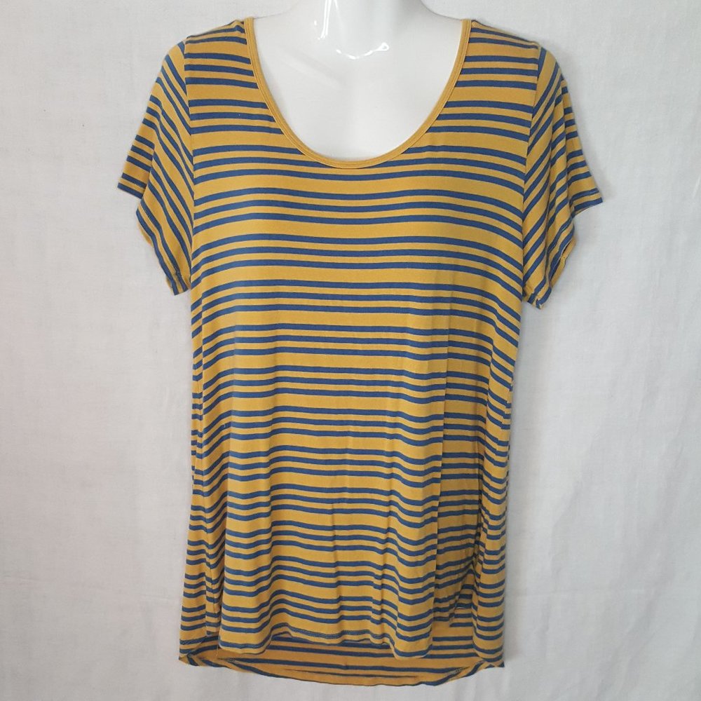 lularoe shirt large